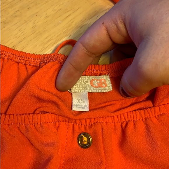 GB Off The Shoulder Crop Top - Picture 5 of 6